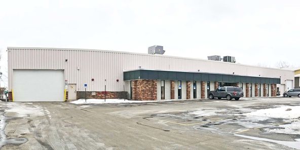 2340 Ernie Krueger Cir, Waukegan, IL 60087